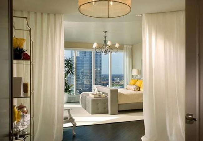Tạo không gian riêng tư với rèm ngăn phòng khách và phòng ngủ đẹp và thoải mái