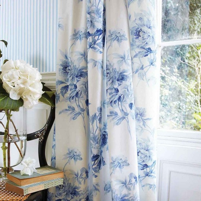 Top 10 mẫu rèm cửa màu xanh dương đẹp không thể rời mắt!